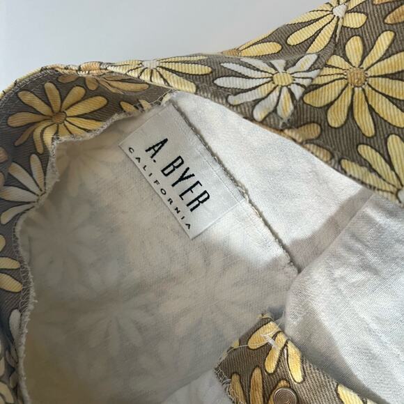 Vintage A Byer 90s Rare Cotton Button Fly High Rise Floral Shorts Sz 5 - Picture 3 of 6